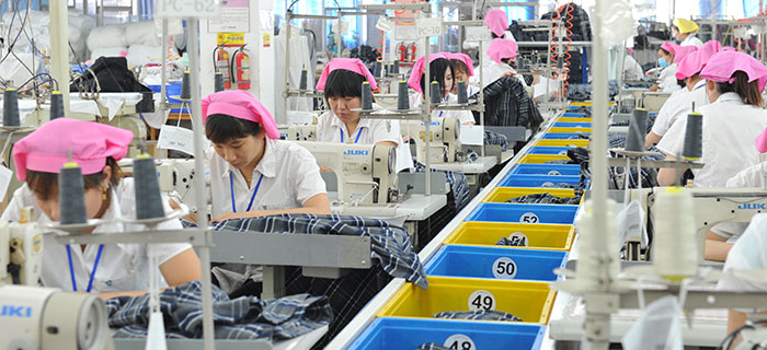 劉潭服裝生產(chǎn)車間現(xiàn)場圖