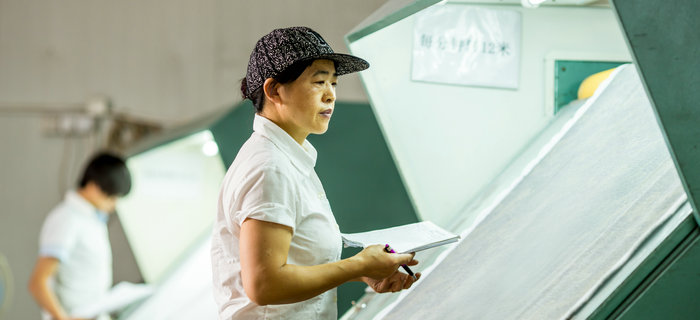 什么，被解雇了？劉潭服裝在冰冷的服裝路上越走越堅(jiān)強(qiáng)