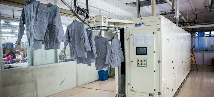 雖然劉潭服裝專注服裝貼牌加工，然而我還是買不起房