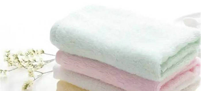 劉潭服裝合作シャルレ：健康美麗好居家 讓寶寶快樂成長