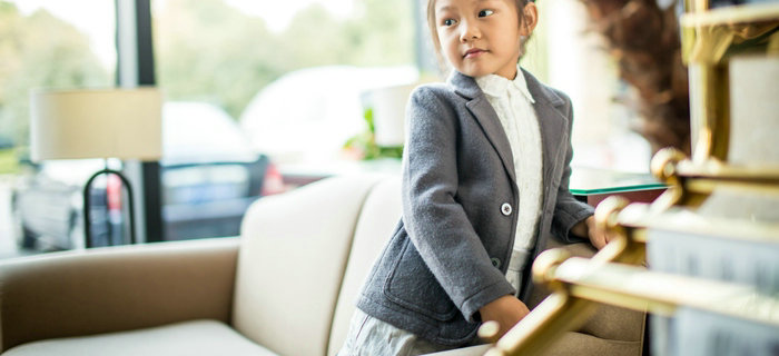 劉潭服裝又有新動(dòng)態(tài)了，原有廠區(qū)即將擴(kuò)建！敬請(qǐng)期待