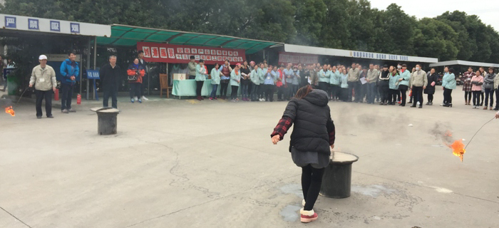 劉潭服裝保安隊(duì)致力于企業(yè)安全 為打造平安企業(yè)而不遺余力