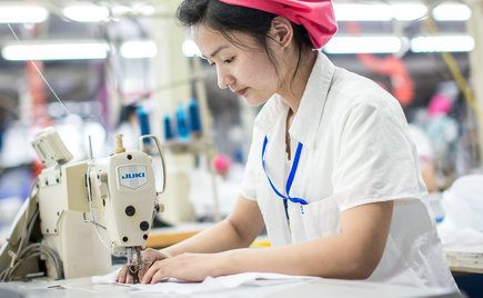 川普繼任美國總統(tǒng)，縫制機器人又如何在其政策下贏得市場