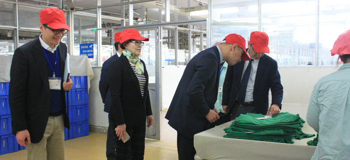 劉潭服裝：3月17日，豐島株式會(huì)社社長(zhǎng)一行來我司考察