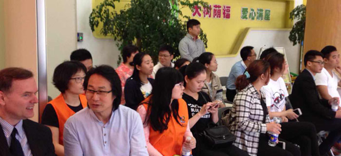 劉潭服裝：關(guān)注自閉癥兒童，讓他們的世界不再冰冷