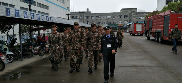 劉潭服裝：無錫北塘劉潭中隊(duì)和興源路中隊(duì)來我司消防演練