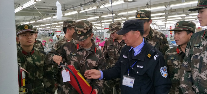 劉潭服裝：無錫北塘劉潭中隊(duì)和興源路中隊(duì)來我司消防演練