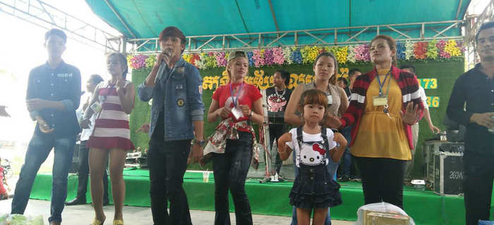 劉潭集團(tuán)：劉潭國(guó)際（柬埔寨）有限公司舉辦新年聯(lián)歡會(huì)