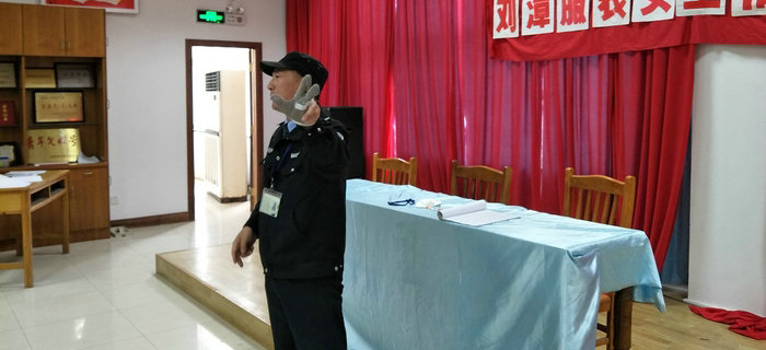 劉潭服裝舉辦第三次新員工入職培訓(xùn)會(huì)議