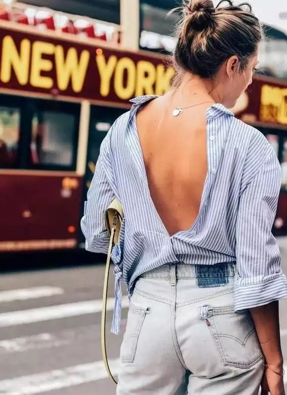 劉潭服裝：一本正經(jīng)地&ldquo;襯衫反著穿&rdquo;，不走尋常的性感美