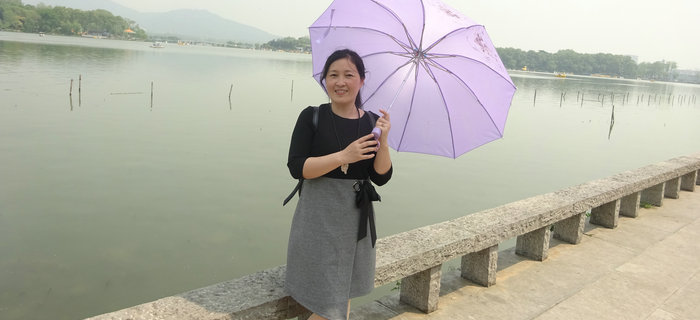 在五一來臨之際，劉潭服裝組織企業(yè)先進標兵赴南京游玩