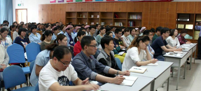 日本三菱株式會社孫陸宇教授蒞臨劉潭服裝授課