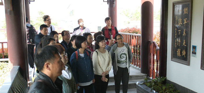 劉潭服裝黨支部開啟&ldquo;尋訪紅色印記 傳承強(qiáng)國之志&rdquo;之旅