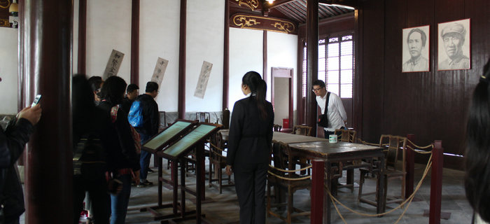 劉潭服裝黨支部開啟&ldquo;尋訪紅色印記 傳承強(qiáng)國之志&rdquo;之旅