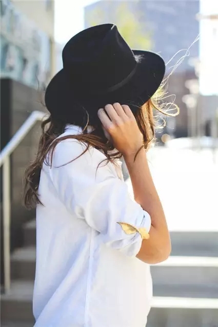 劉潭服裝與您趣玩服裝裝飾&mdash;&mdash;胸