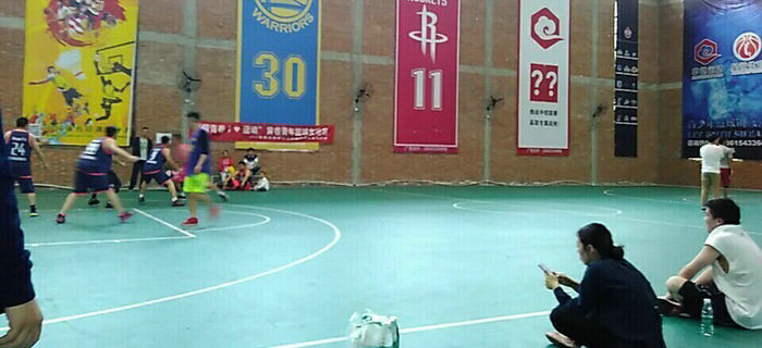 &ldquo;耀青春 I?運(yùn)動(dòng)&rdquo;青年籃球友誼賽，劉潭服裝榮獲亞軍