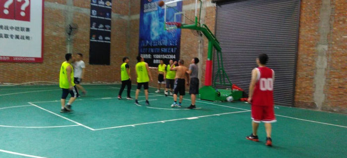 &ldquo;耀青春 I?運(yùn)動(dòng)&rdquo;青年籃球友誼賽，劉潭服裝榮獲亞軍