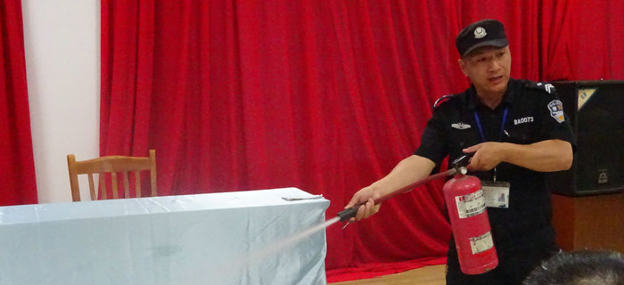 劉潭服裝召開第四次新員工入職培訓(xùn)