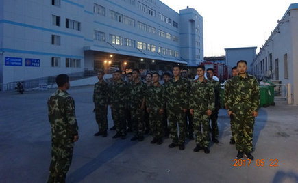 劉潭服裝聯(lián)合無錫北塘劉潭消防中隊進(jìn)行消防演練