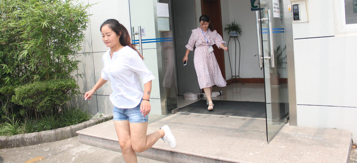 消防運動會，劉潭服裝員工都是行動派，不服來辯&hellip;&hellip;