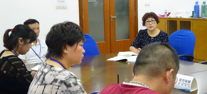 劉潭服裝近期召開落實安全生產(chǎn)工作小組會議