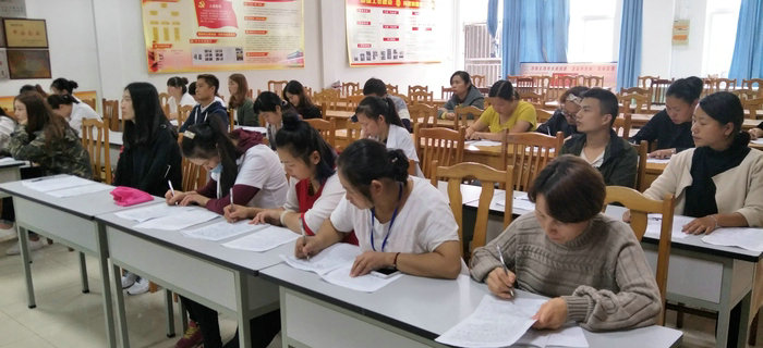 劉潭服裝舉辦第七次新員工入職培訓會議