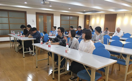 劉潭服裝接待良品公司員工參觀考察學(xué)習(xí)