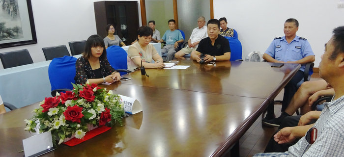 劉潭服裝召開保安和后勤管理整改會(huì)議