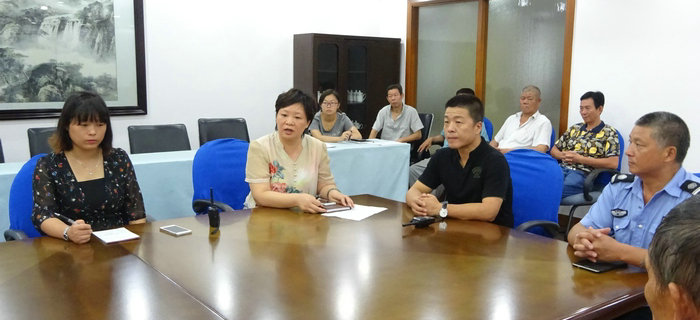 劉潭服裝召開保安和后勤管理整改會(huì)議