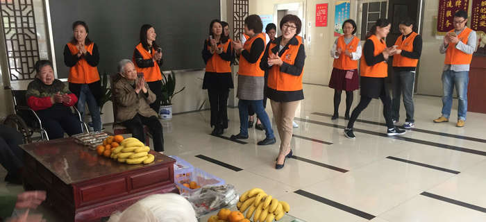 情暖重陽，愛至養(yǎng)老院|劉潭服裝志愿者與老人們歡度重陽