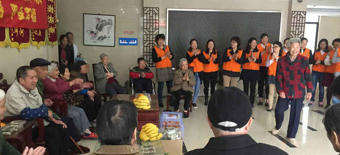 情暖重陽，愛至養(yǎng)老院|劉潭服裝志愿者與老人們歡度重陽