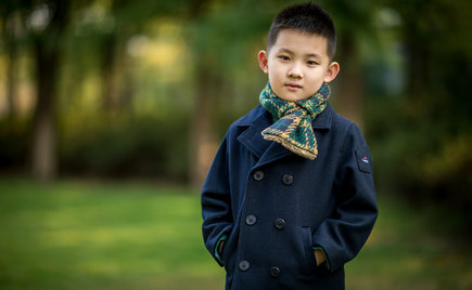 劉潭服裝：小雪絕愛初冬萬瓦霜，愿有人陪你共度