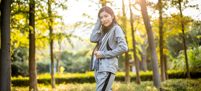 劉潭休閑服裝加工：放心品質，舒適運動