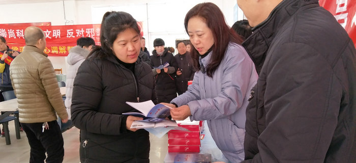 劉潭服裝：&ldquo;法潤(rùn)梁溪，情系民工&rdquo;活動(dòng)，營(yíng)造良好用工環(huán)境