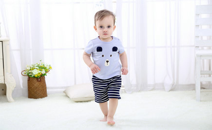 劉潭服裝:80后父母如何挑選嬰幼兒服裝？