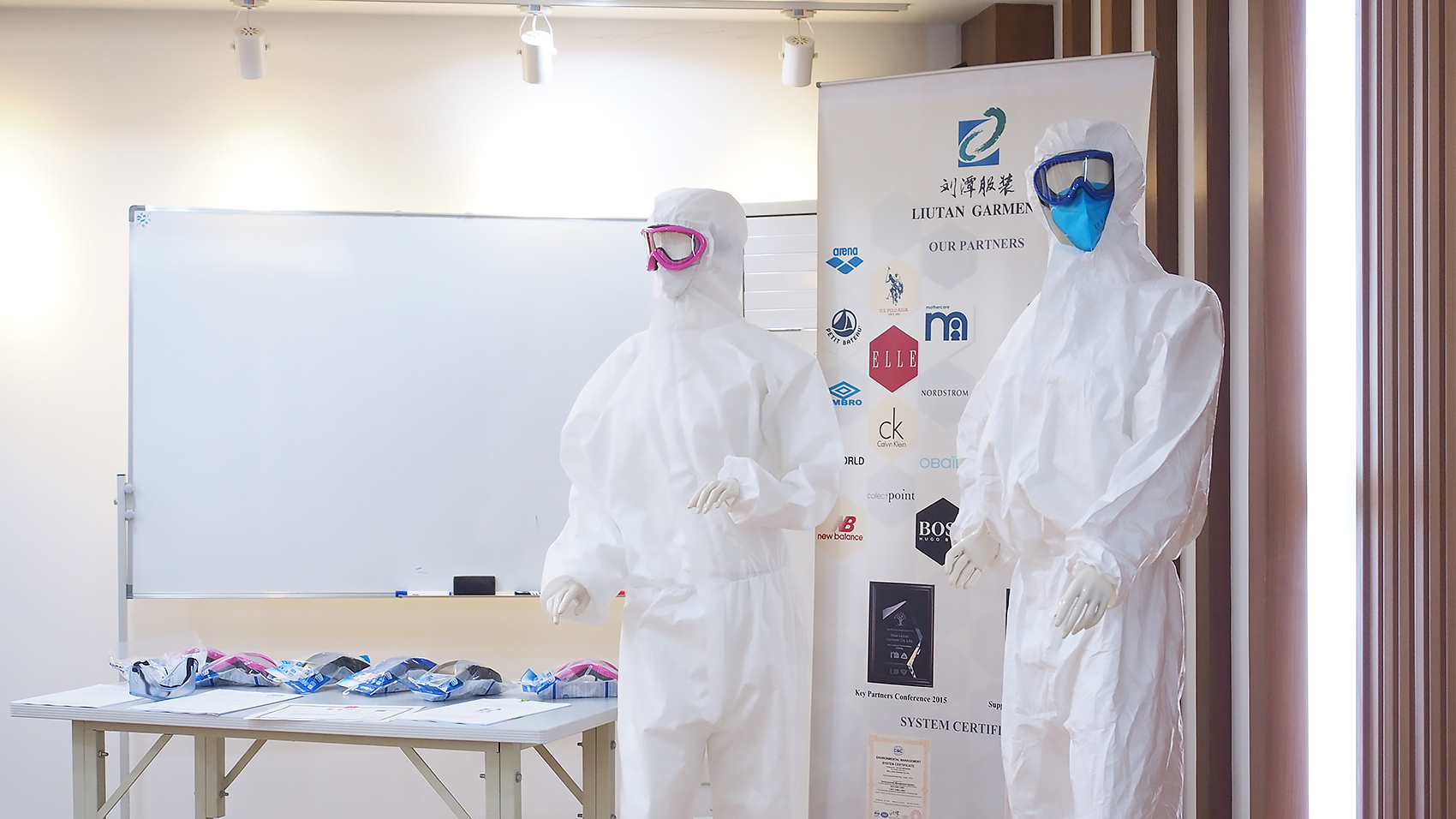 梁溪區(qū)委書記檢查劉潭服裝復(fù)工防疫情況 梁溪區(qū)委書記檢查劉潭服裝復(fù)工防疫情況