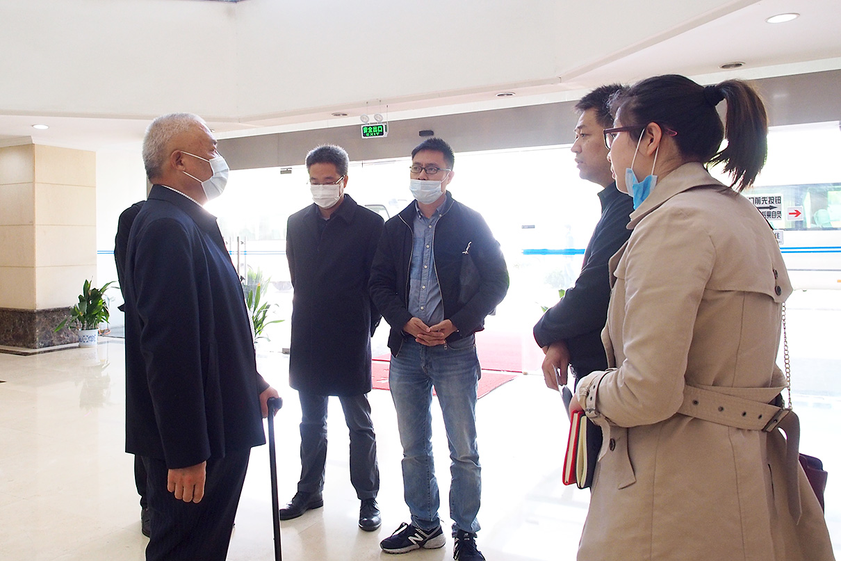 劉潭服裝廠復工復產視察