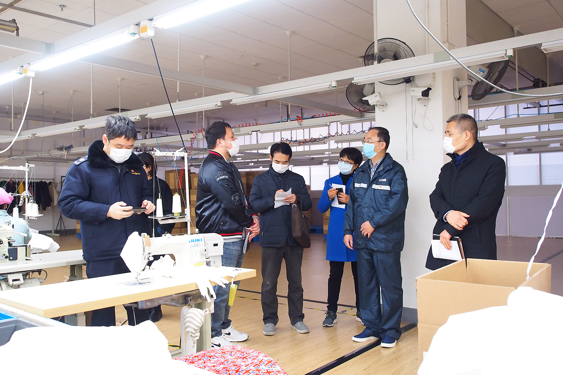 劉潭服裝四不兩直調(diào)研