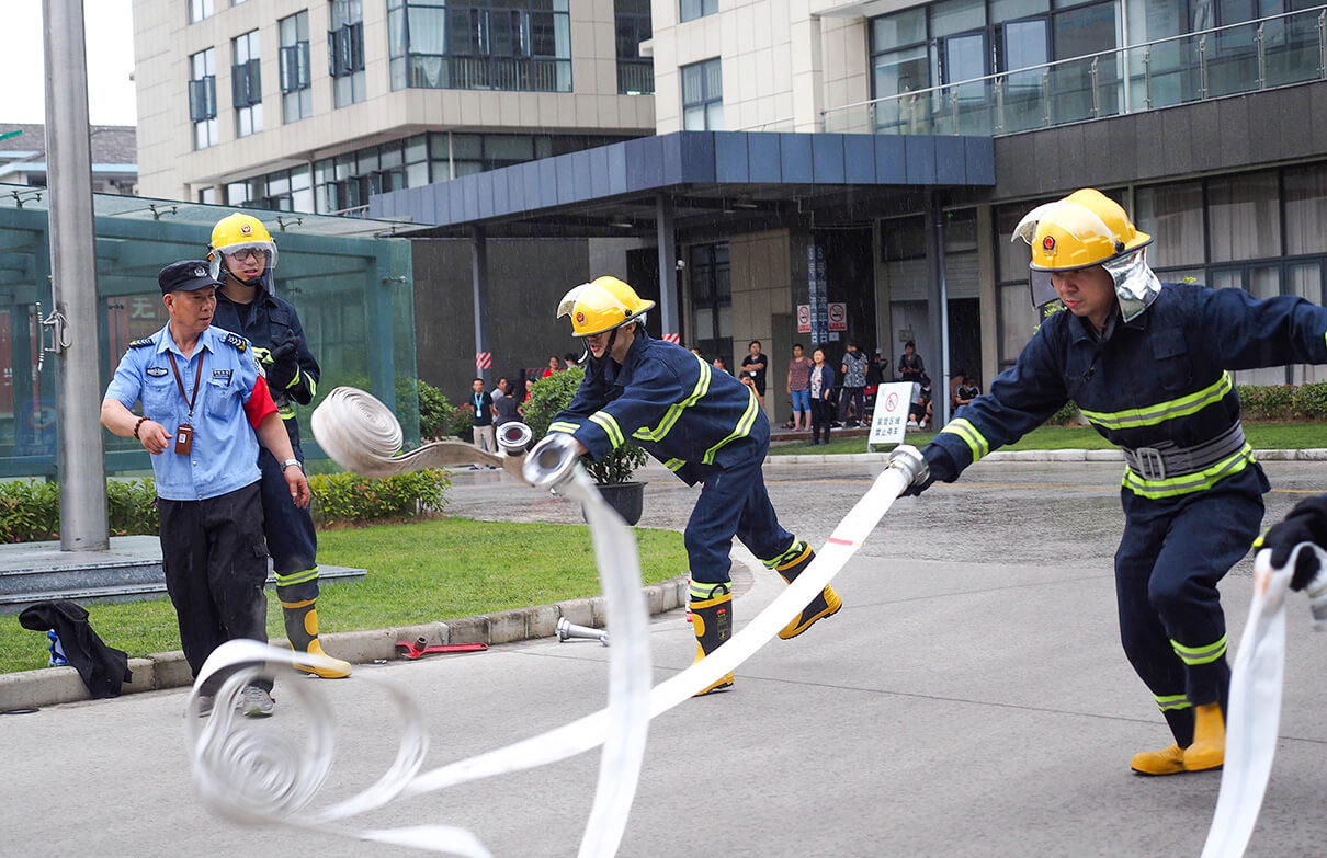 劉潭服裝消防運(yùn)動會
