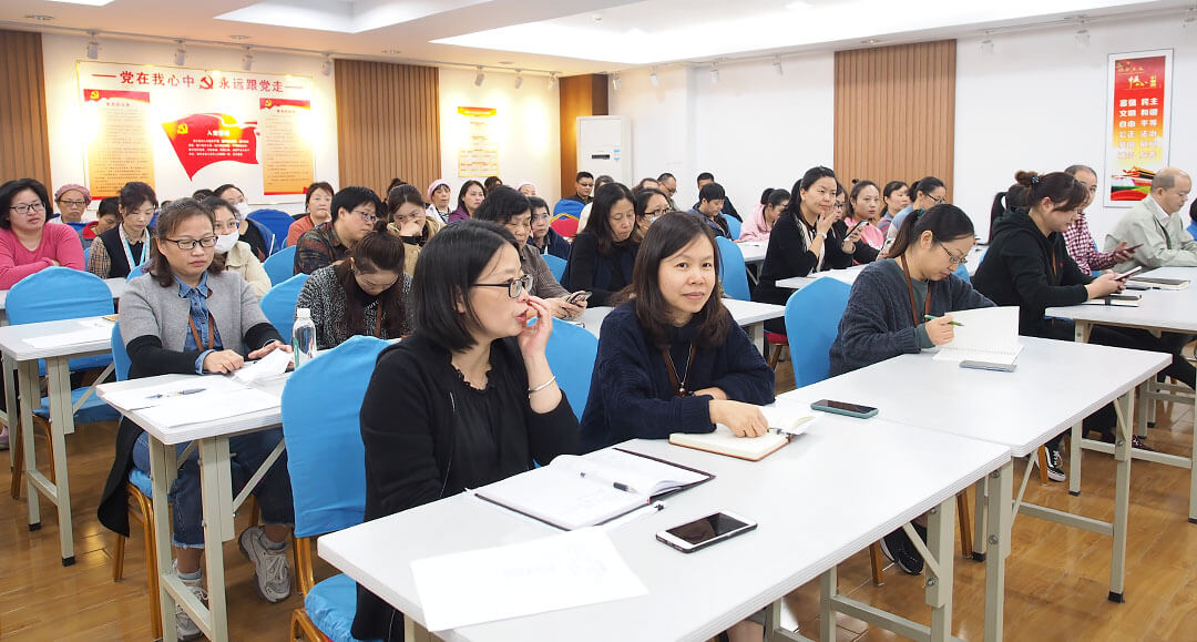 劉潭服裝人力資源核心體系構建