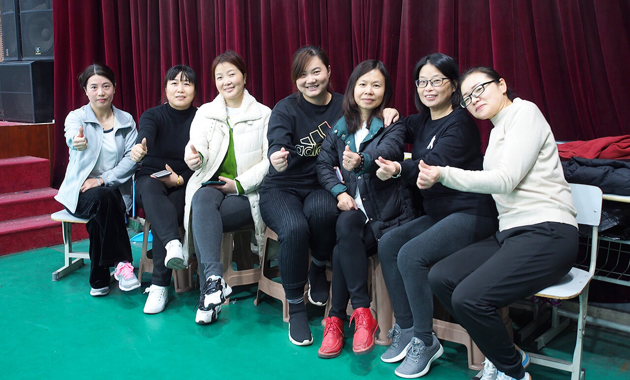 劉潭服裝團建活動