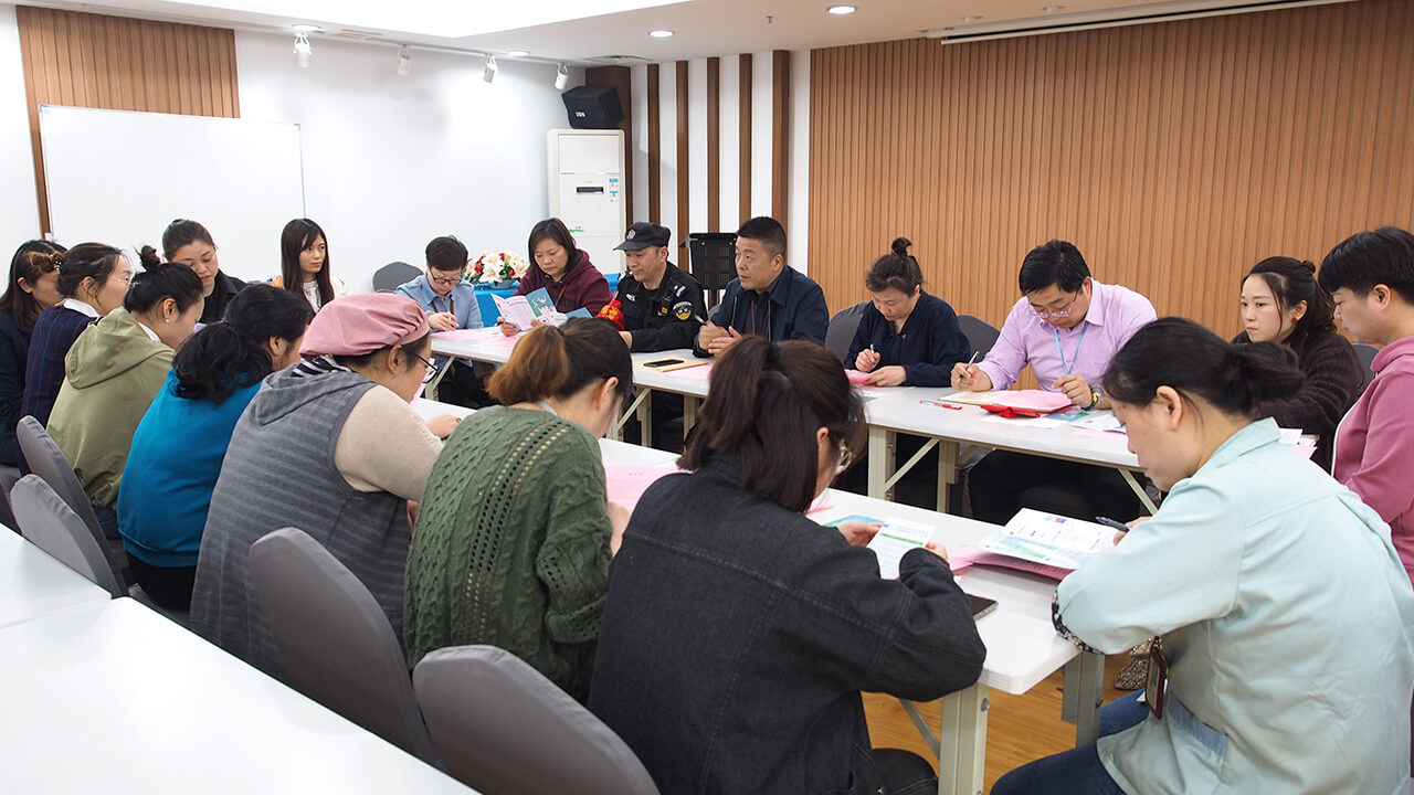 劉潭服裝廠召開接種新冠疫苗動員會