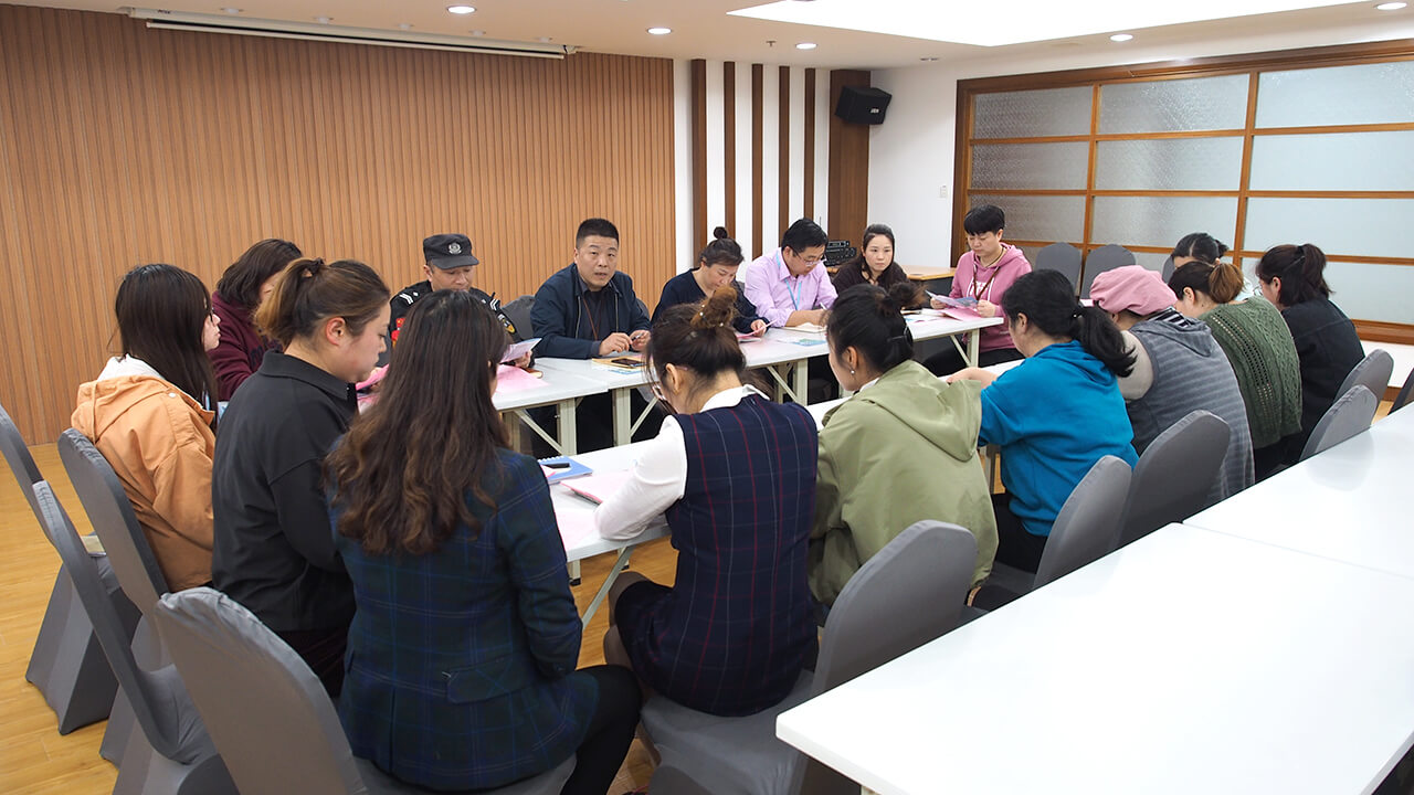 劉潭服裝廠召開接種新冠疫苗動員會