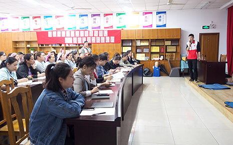 劉潭服裝廠開展紅十字應(yīng)急救護培訓(xùn)