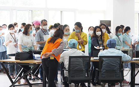 構(gòu)建免疫屏障——劉潭服裝廠接種新冠疫苗