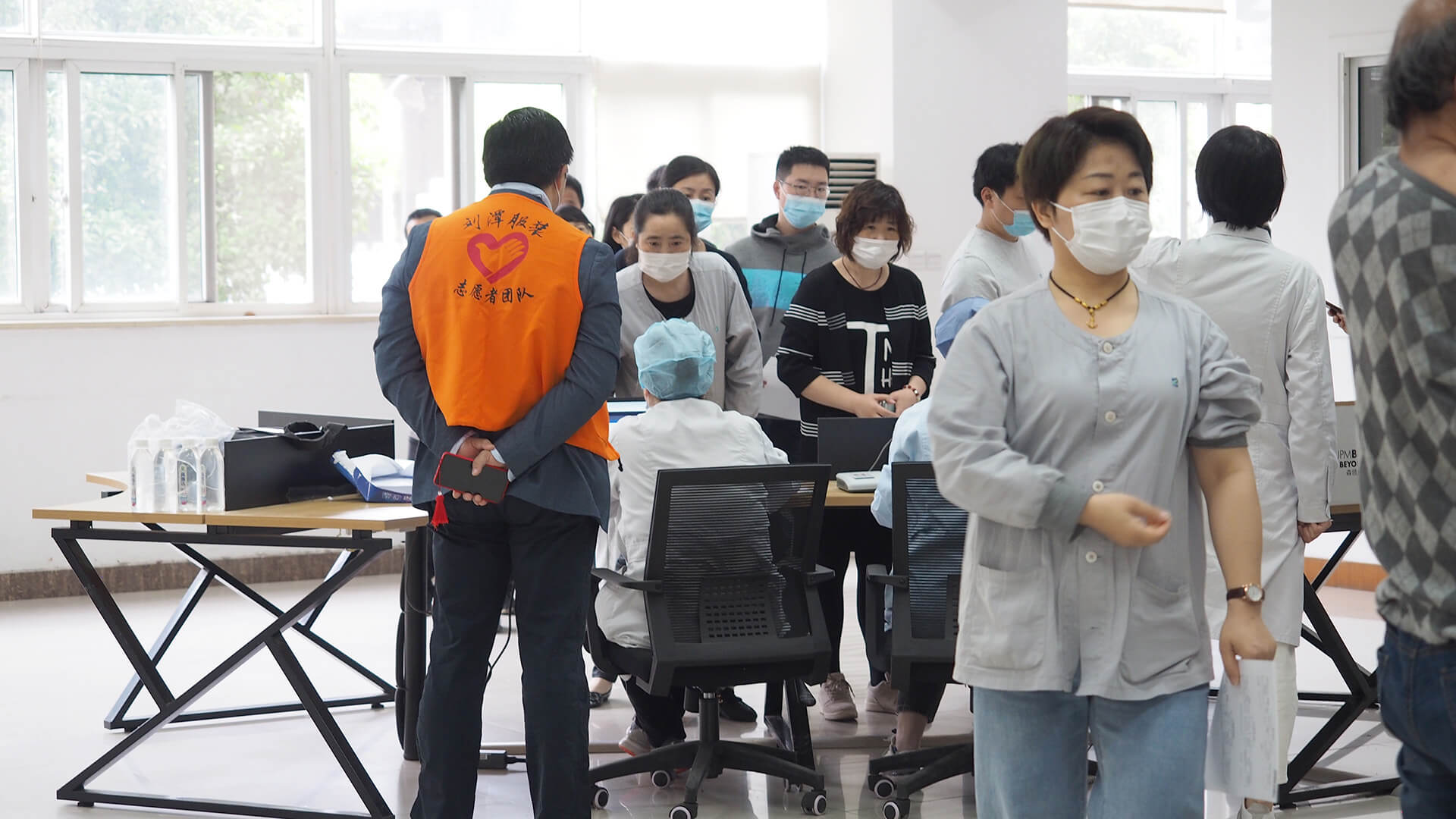 劉潭服裝廠接種新冠疫苗