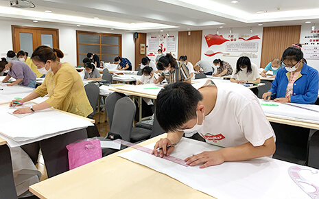 劉潭服裝廠順利完成服裝制版師技能等級(jí)認(rèn)定考試