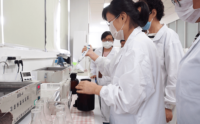 劉潭服裝廠檢測部員工培訓(xùn)