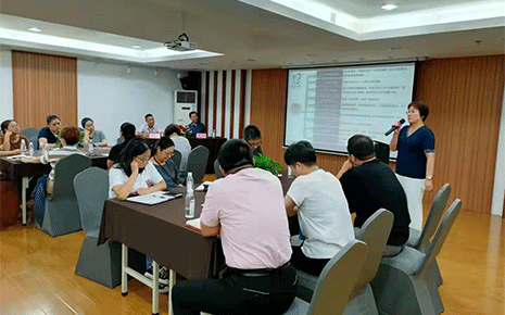 劉潭服裝廠開展第993屆領袖的風采訓后會