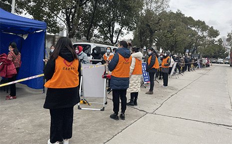 劉潭服裝廠全員核酸檢測(cè)有序完成